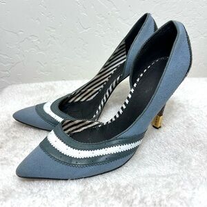 L.A.M.B. by Gwen Stefani pointed-toe heels blue canvas Size 8.5